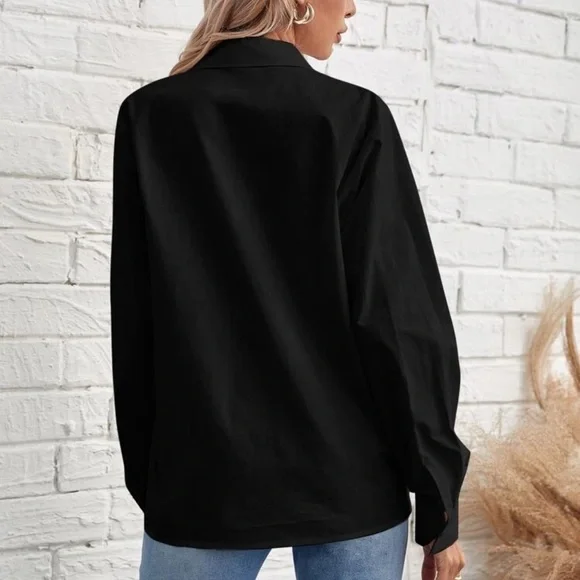 Oversized white buttonup shirt minimalist business - Picture 8 of 12